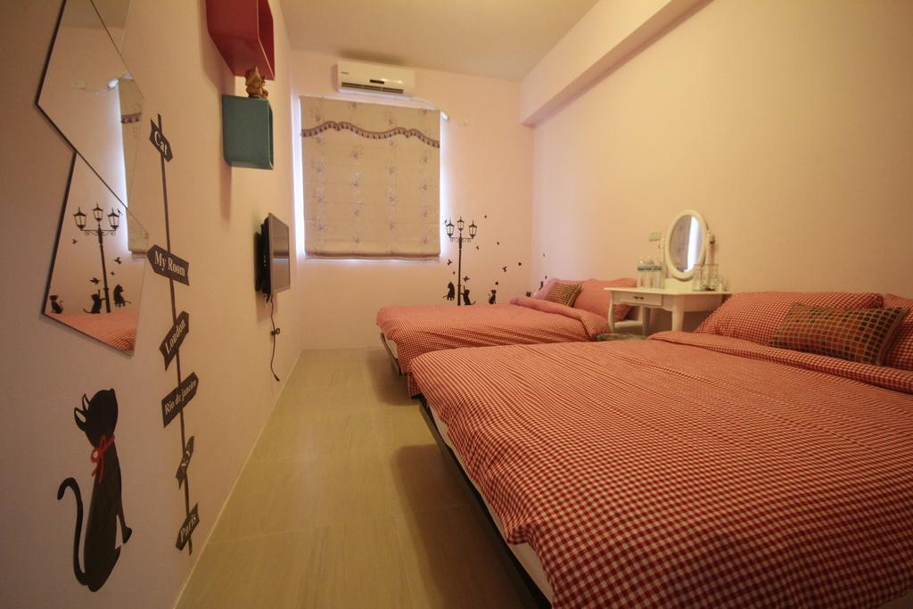 萩閣民宿sara'S House走路可到夜市近市區好停車 Hualien Oda fotoğraf